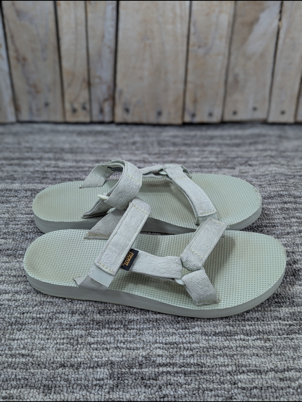 Women's Teva Universal Slide - Size 8 - Green
